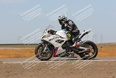 media/May-15-2023-TrackDaz (Mon) [[29bc01ea77]]/A Group/2pm (Wheelie Bump)/